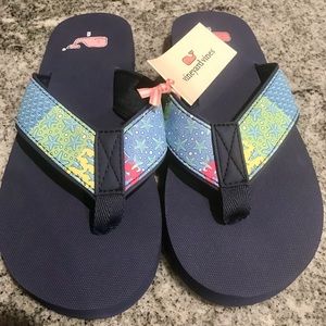 NWT Vineyard Vines size 6 flip flops
